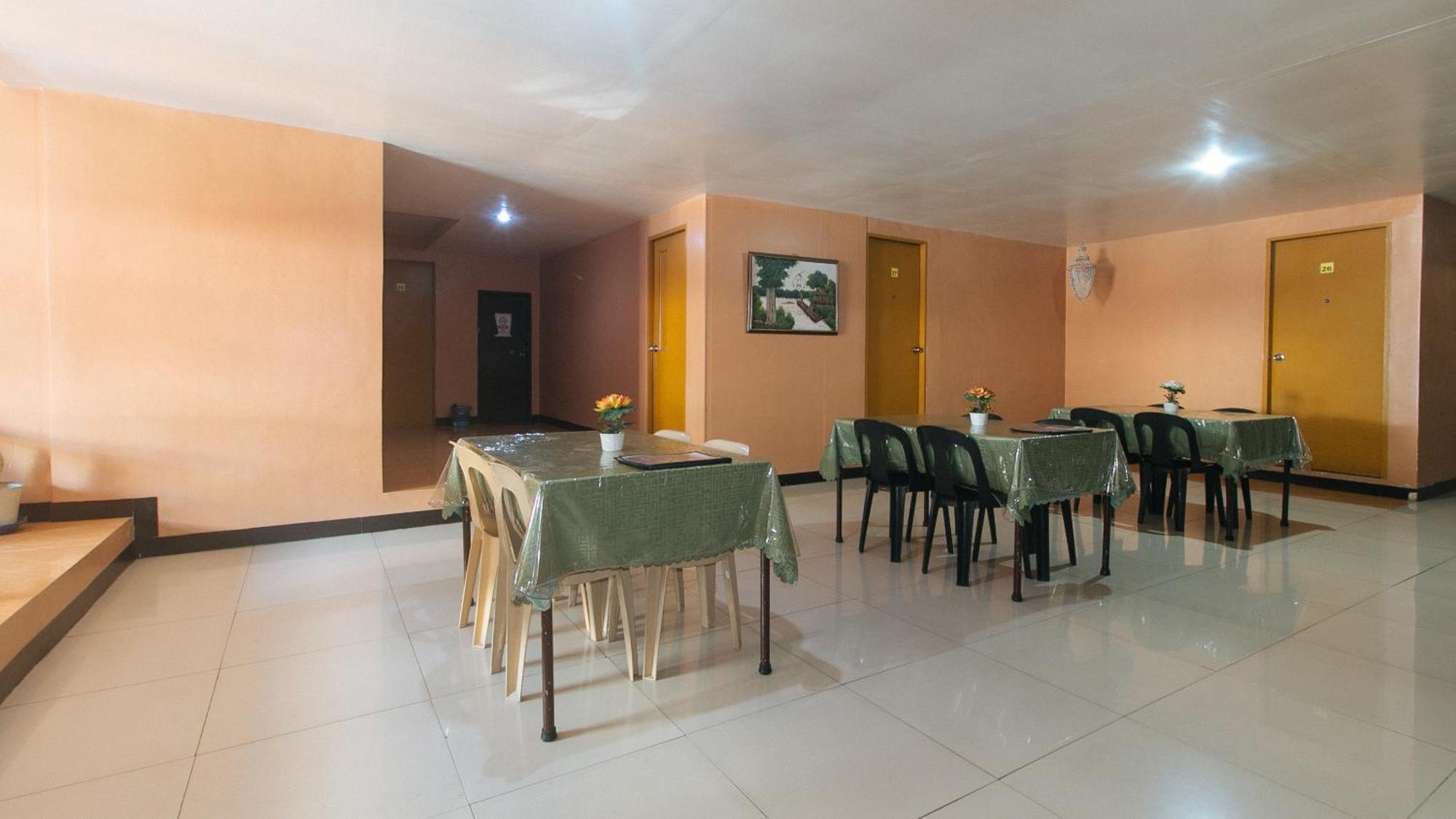 Elegance Guesthouse Pasay Exterior foto